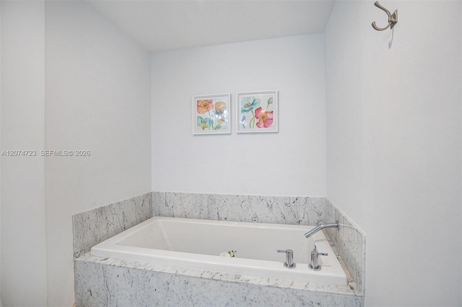 253 NE 2nd Street 3104 — photo 12