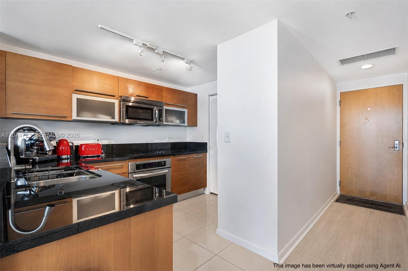 253 NE 2nd Street 3104 — photo 6