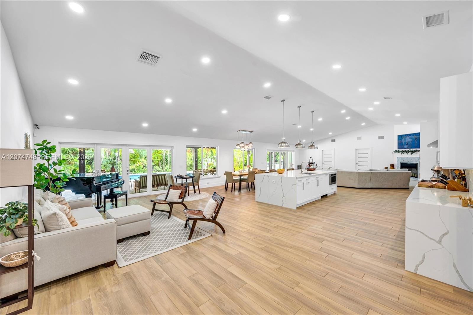 8440 SW 182nd Terrace — photo 6