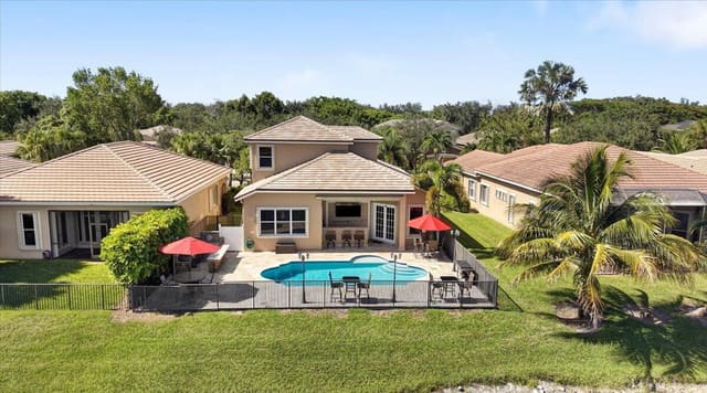 12390 NW 78th Manor, Parkland, FL 33076
