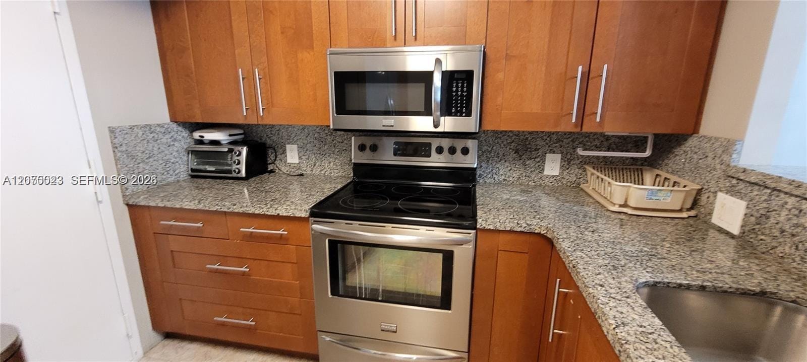 1865 S Ocean Drive 2D — photo 11