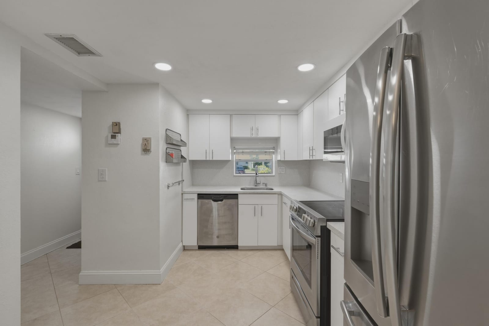 681 S Hollybrook Drive 109, Pembroke Pines, FL 33025