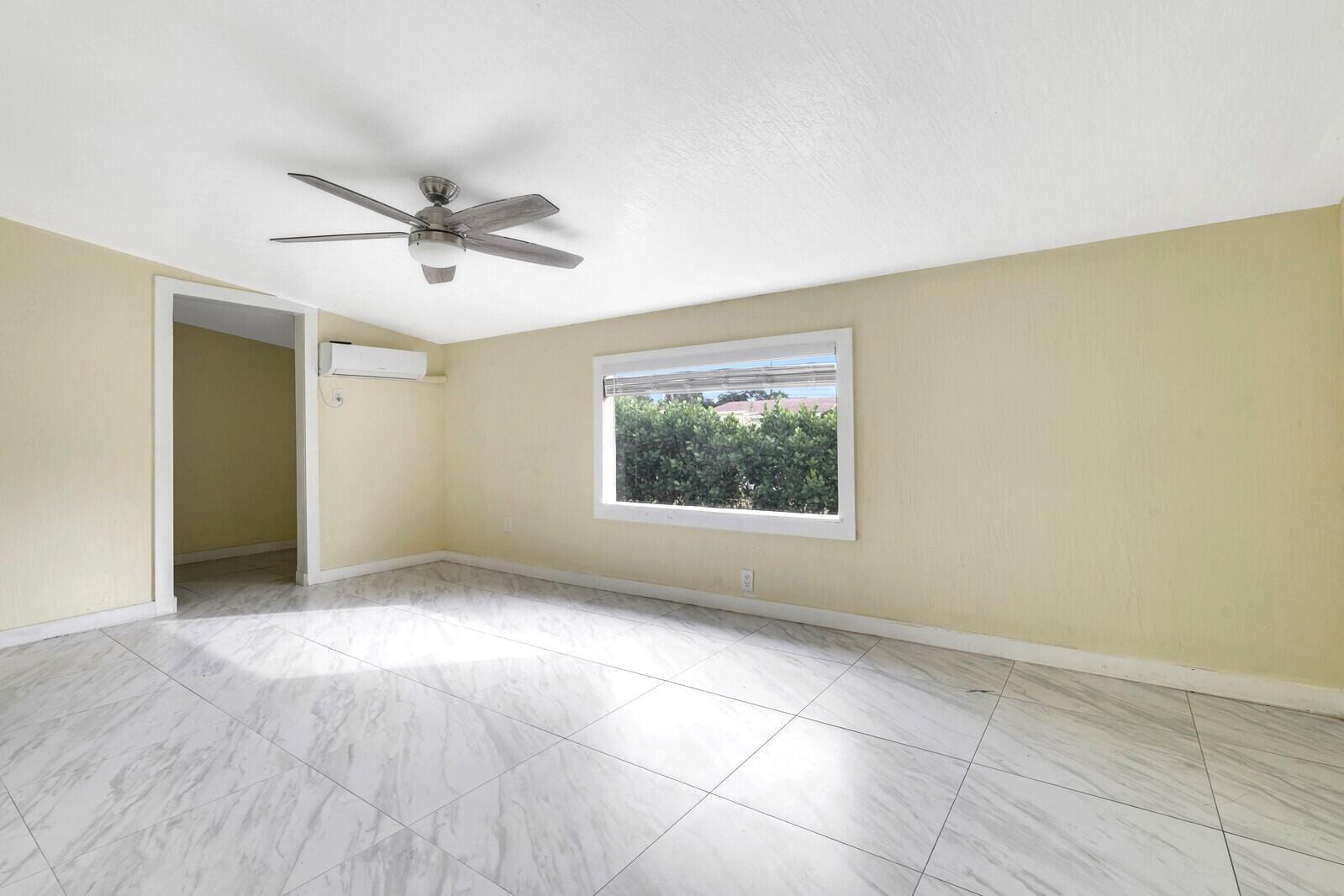 4389 BELLEWOOD Street — photo 11