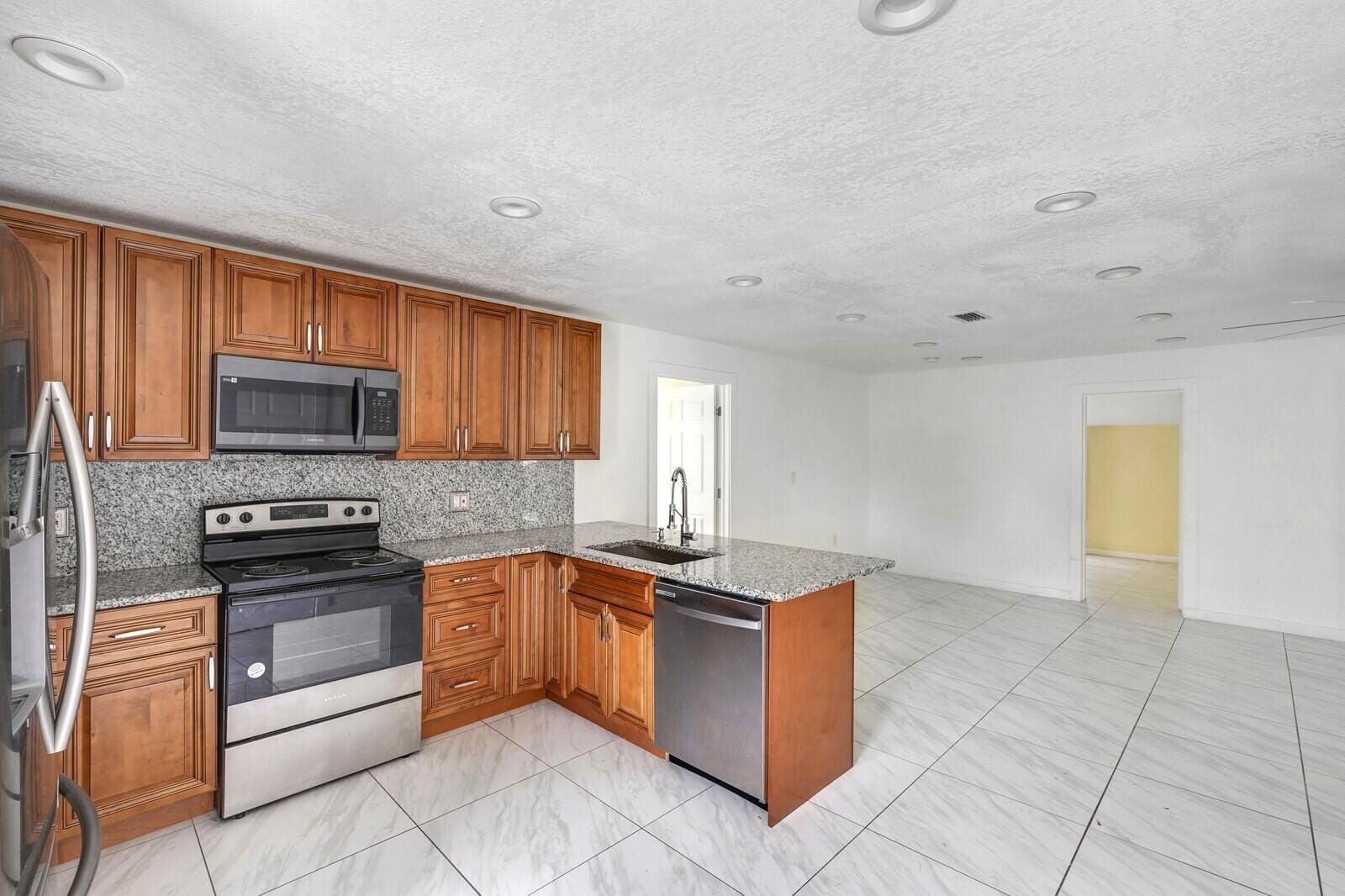 4389 BELLEWOOD Street — photo 7