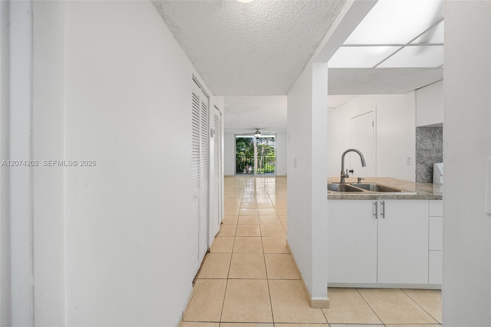 14155 SW 87th Street 404-E — photo 7