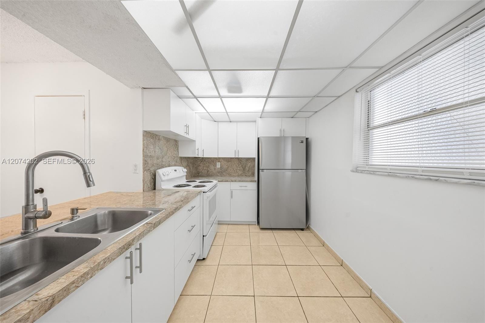 14155 SW 87th Street 404-E — photo 8
