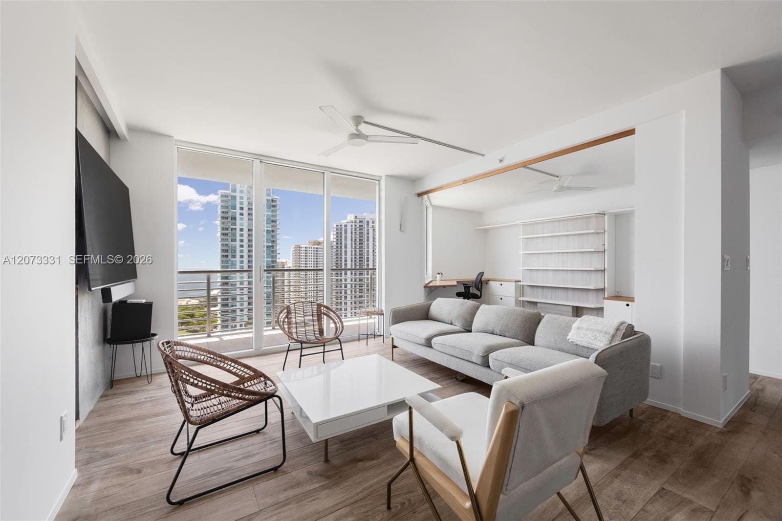 335 S Biscayne Boulevard 2805 — photo 5