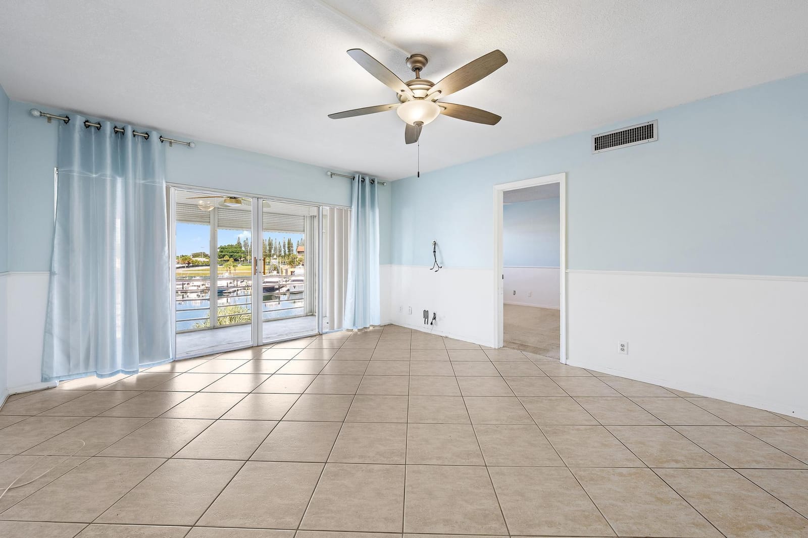 29 Yacht Club Drive Unit 405 — photo 5