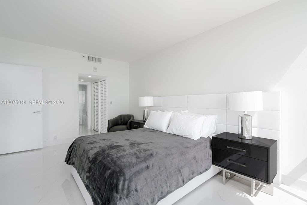 7601 E Treasure Drive PH206 — photo 11