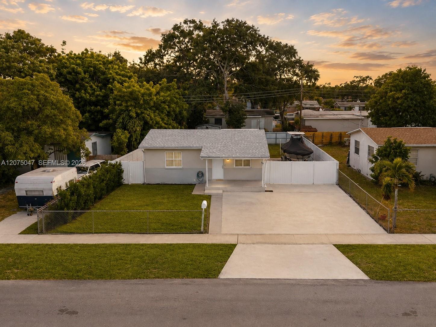 6416 Franklin Street, Hollywood, FL 33024
