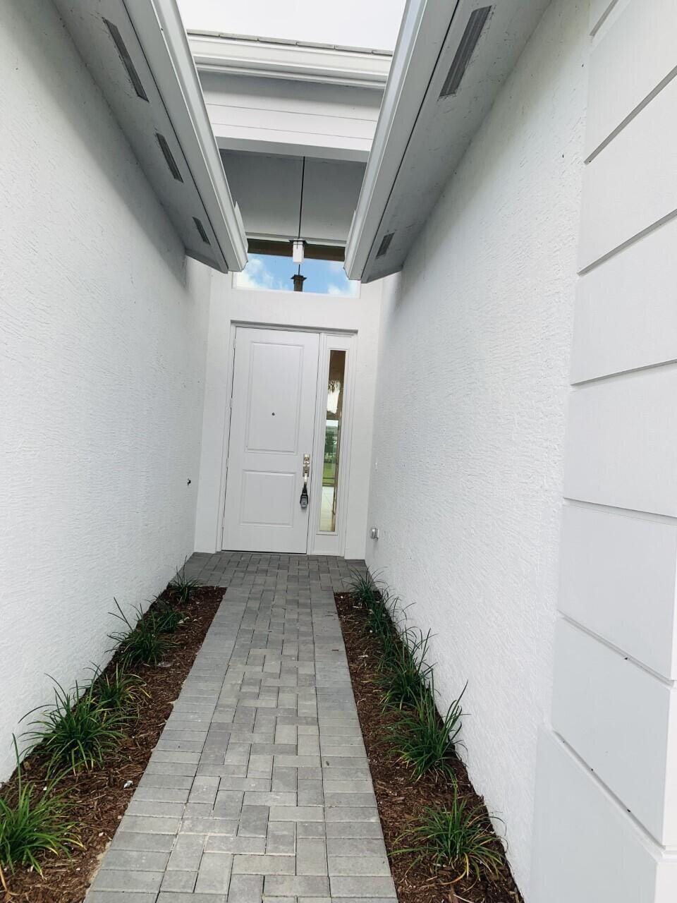 11933 SW Poseidon Way — photo 4