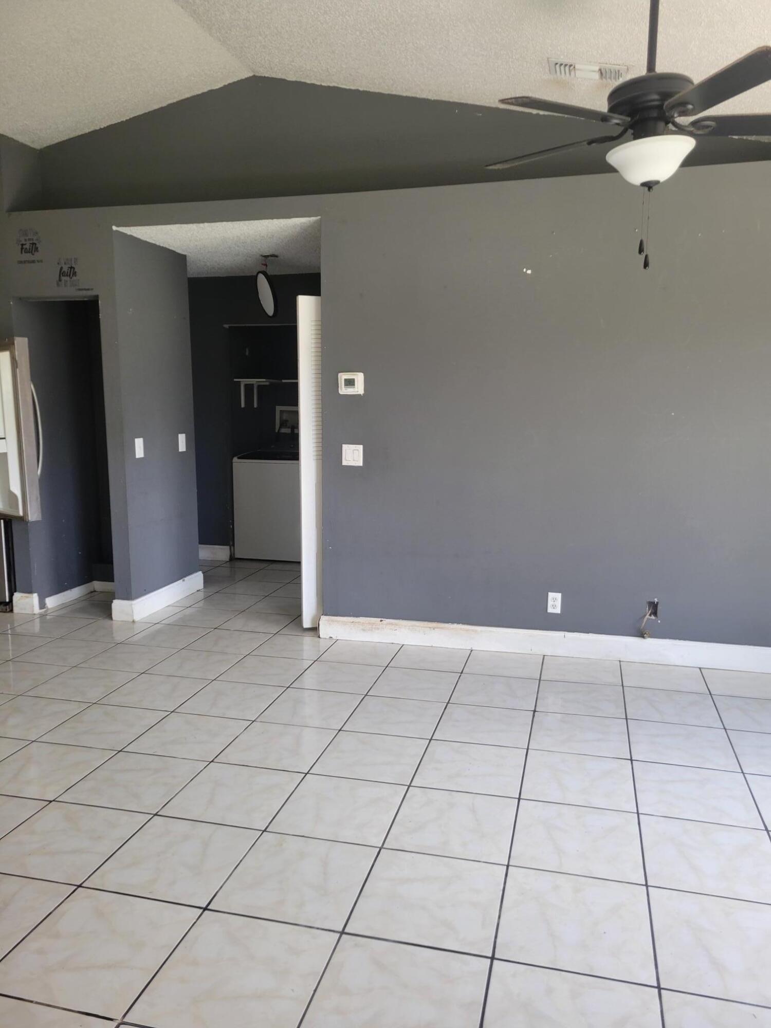 2837 STONEWAY Lane D — photo 4