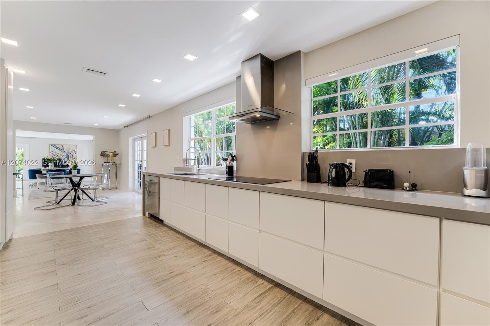 140 N Hibiscus Drive, Miami Beach, FL 33139 photo 14