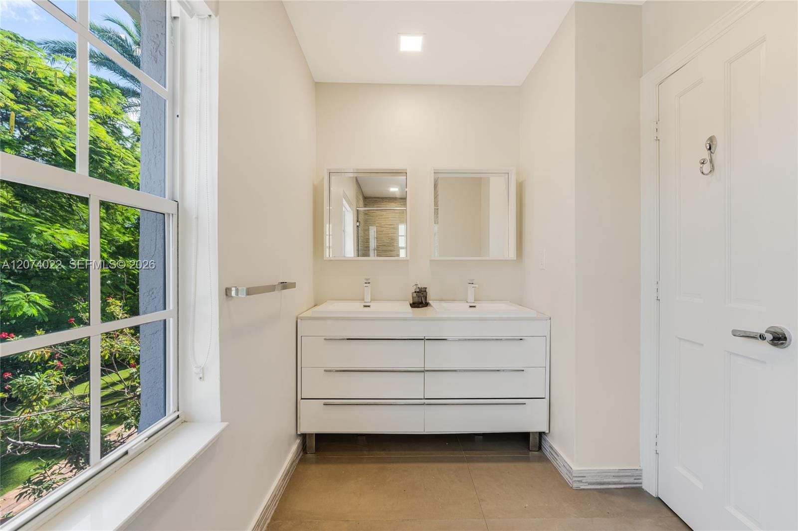 140 N Hibiscus Drive, Miami Beach, FL 33139 photo 23