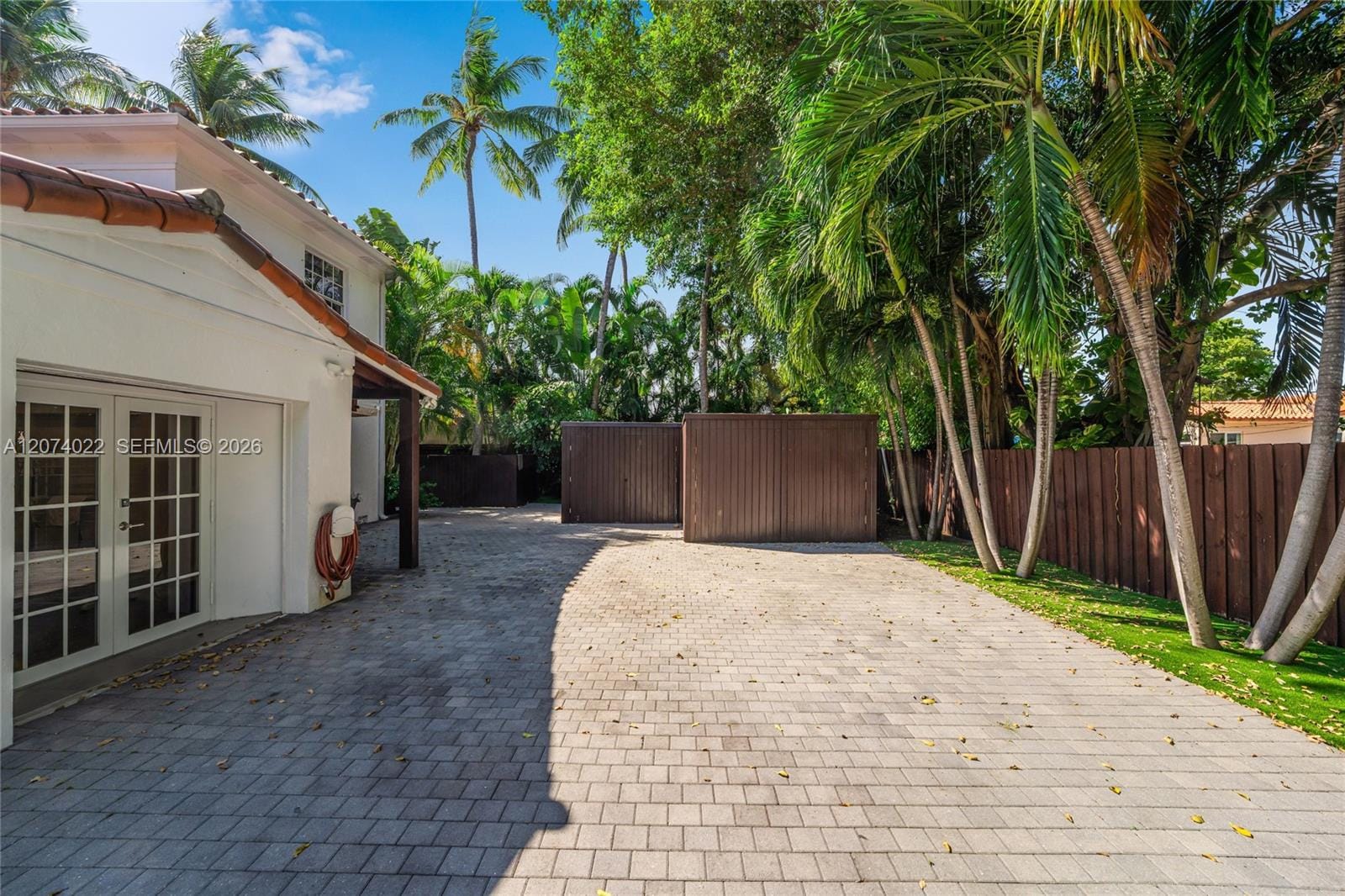140 N Hibiscus Drive, Miami Beach, FL 33139 photo 30