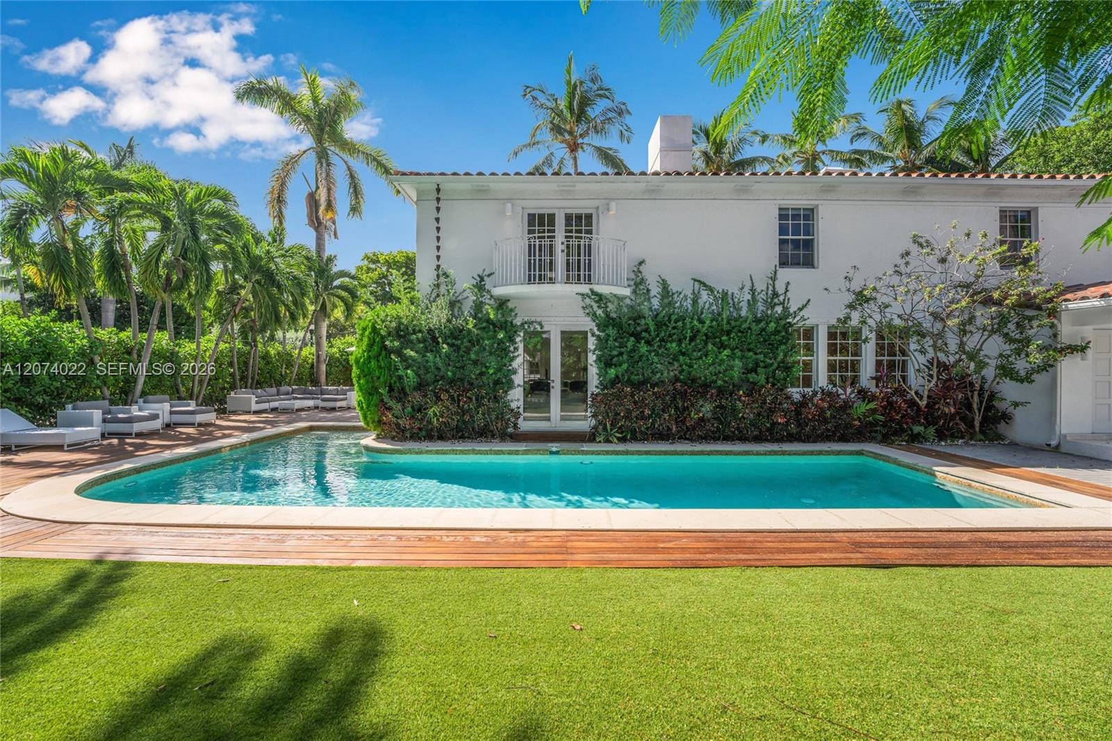 140 N Hibiscus Drive, Miami Beach, FL 33139