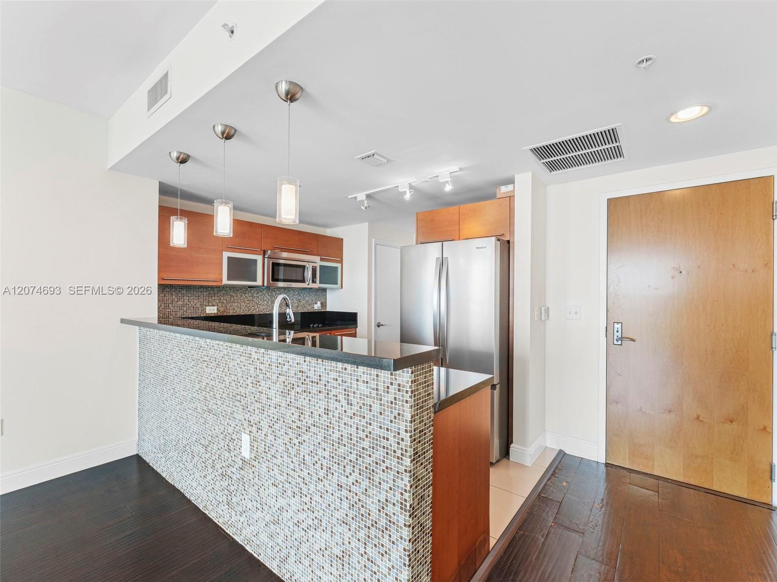 244 Biscayne Boulevard 1803, Miami, FL 33132 photo 13