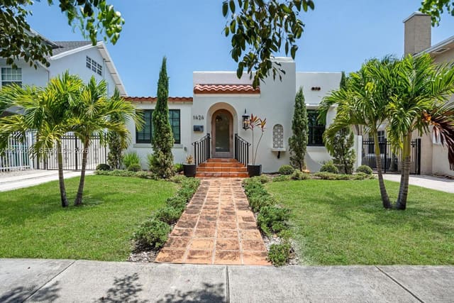 1424 SW 11th Street, Miami, FL 33135