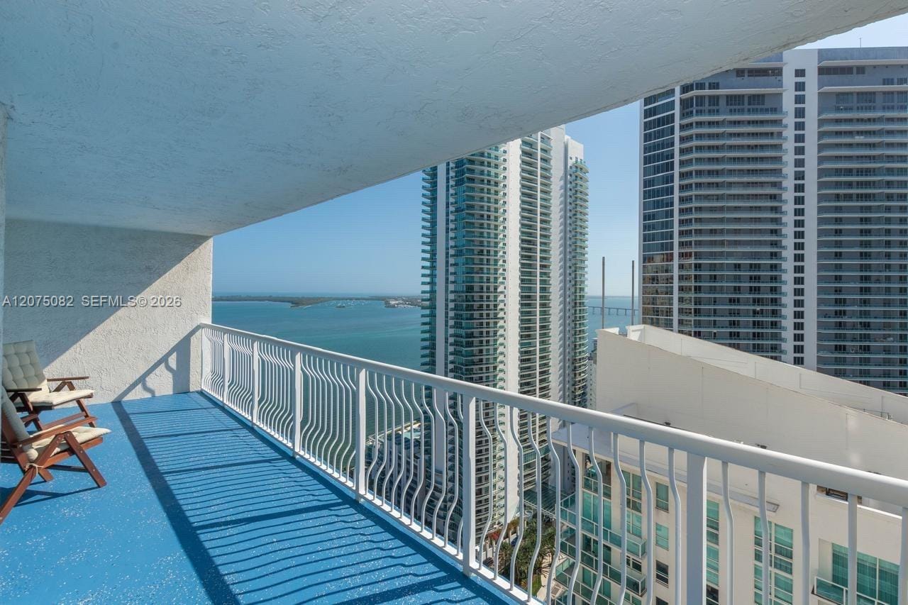 1200 Brickell Bay Drive 3207 — photo 7