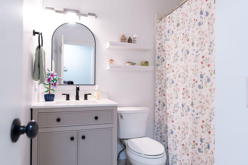 9060 CHRYSANTHEMUM Drive — photo 11