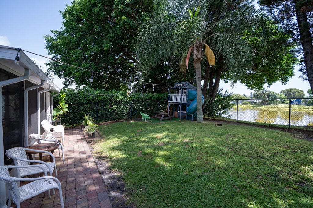9060 CHRYSANTHEMUM Drive, Boynton Beach, FL 33472 photo 17