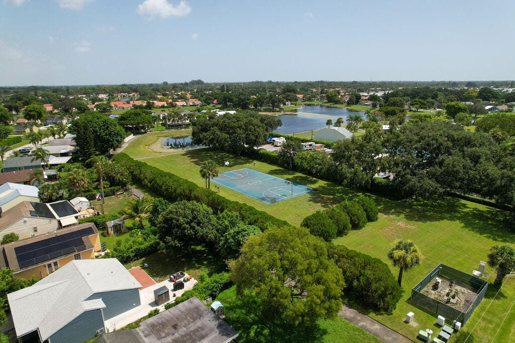 9060 CHRYSANTHEMUM Drive, Boynton Beach, FL 33472 photo 22
