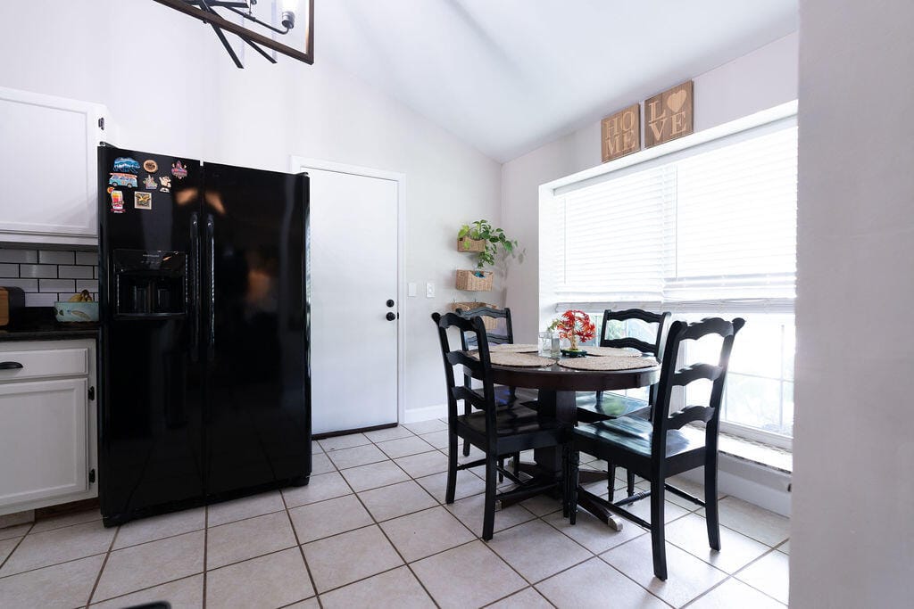 9060 CHRYSANTHEMUM Drive — photo 7