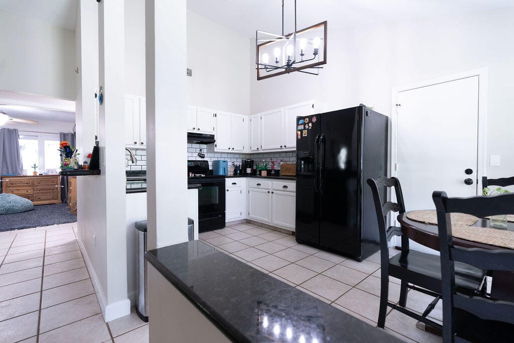 9060 CHRYSANTHEMUM Drive — photo 8