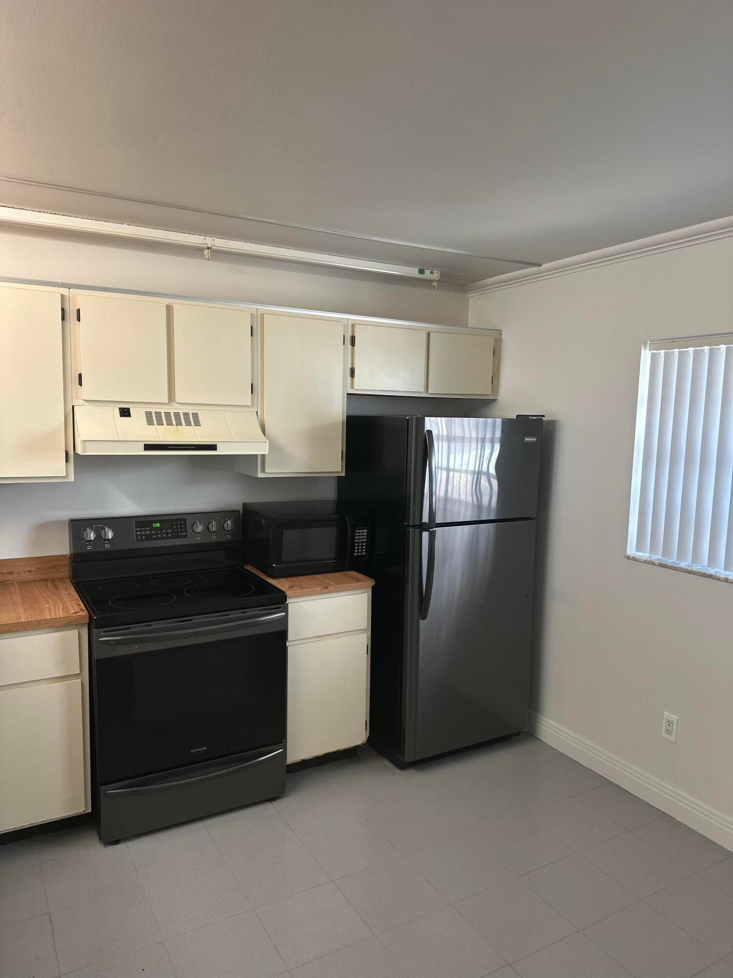 11605 NW 11TH Street, Pembroke Pines, FL 33026 photo 13