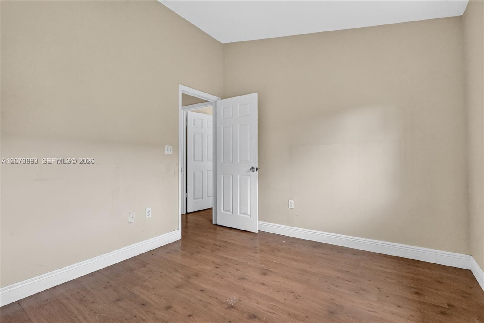 253 NE 211th Terrace, Miami, FL 33179 photo 22