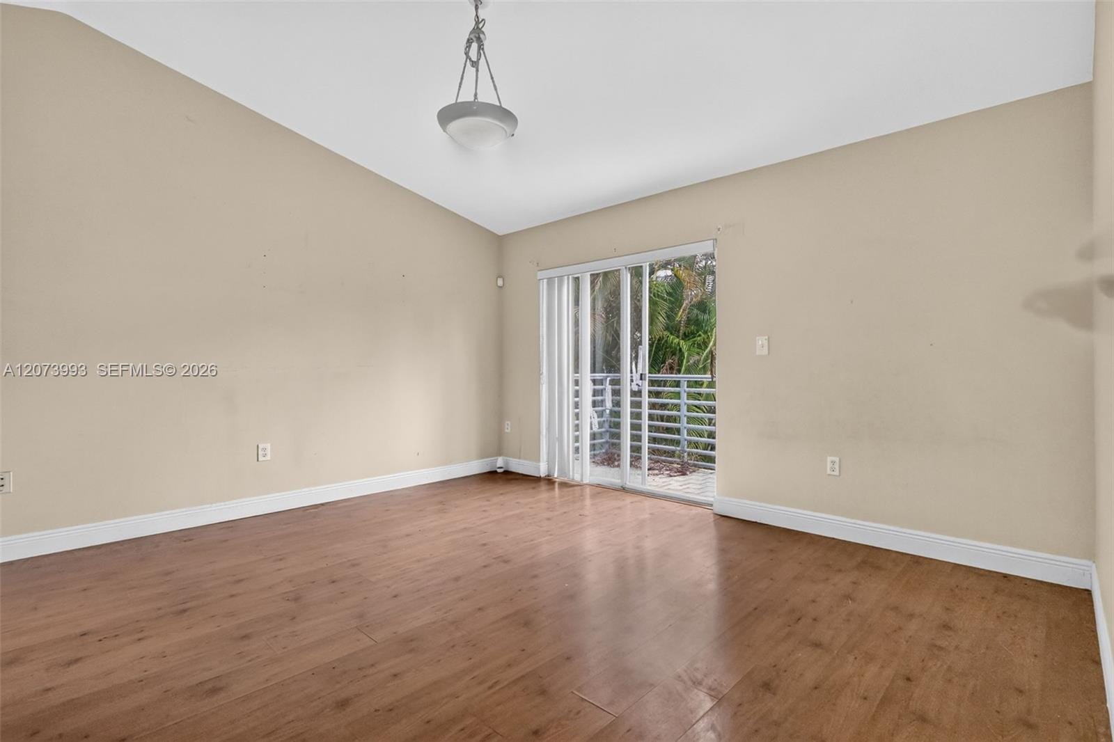 253 NE 211th Terrace, Miami, FL 33179 photo 23
