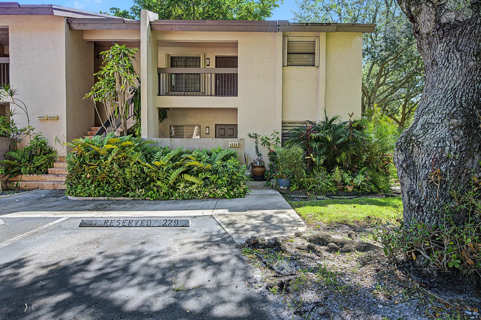 4228 NW 22nd Street 100J, Coconut Creek, FL 33066