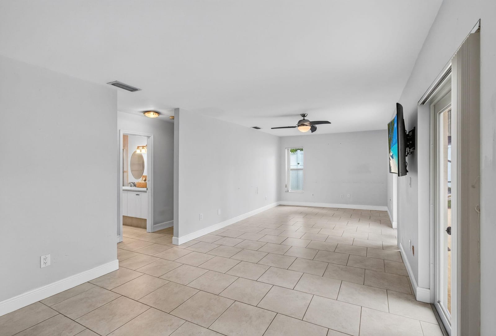 586 NW 45TH Way — photo 11