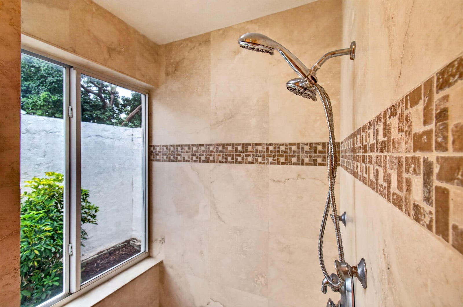586 NW 45TH Way, Delray Beach, FL 33445 photo 27