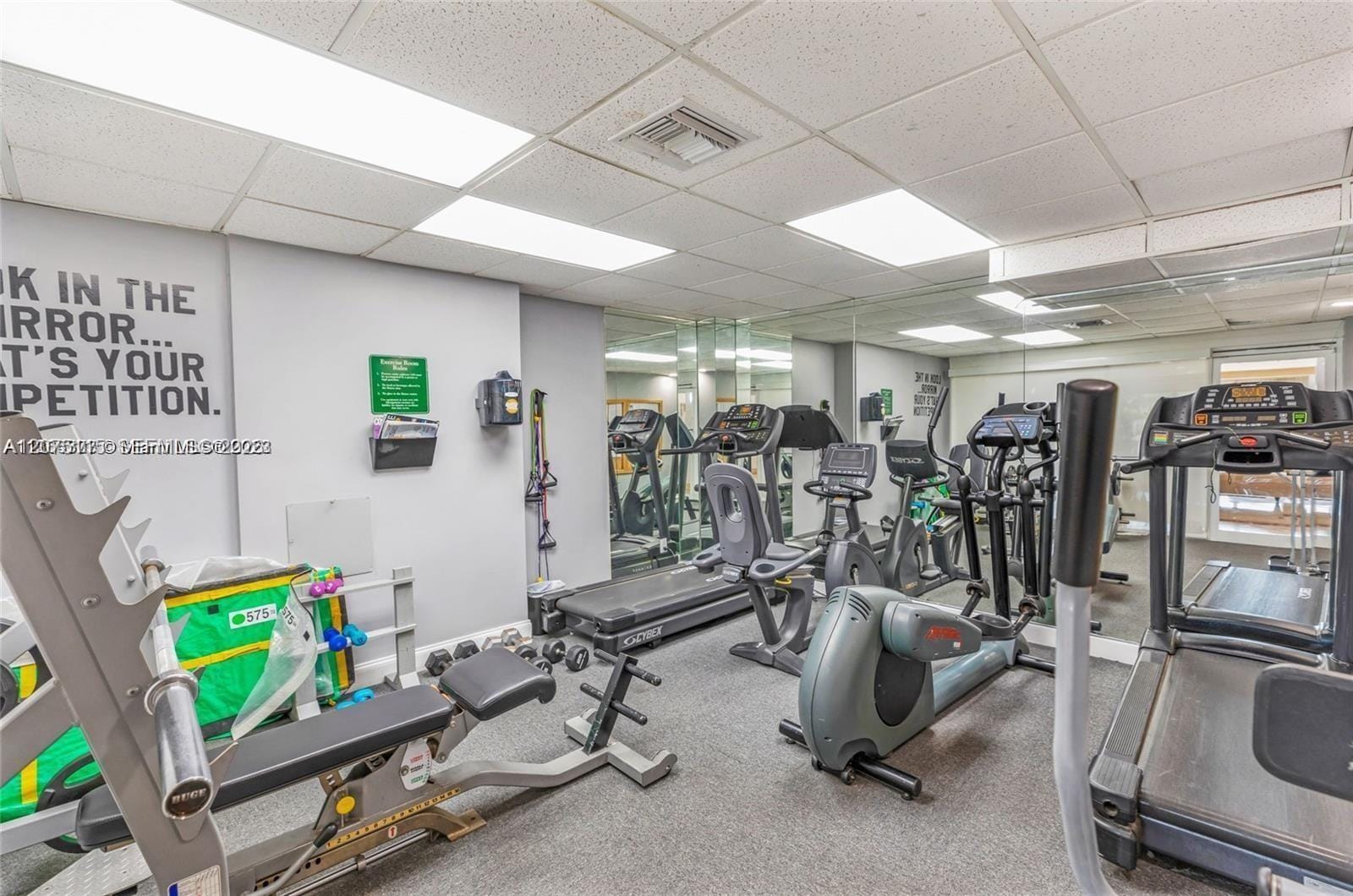 1455 N Treasure Drive PH-H — photo 2