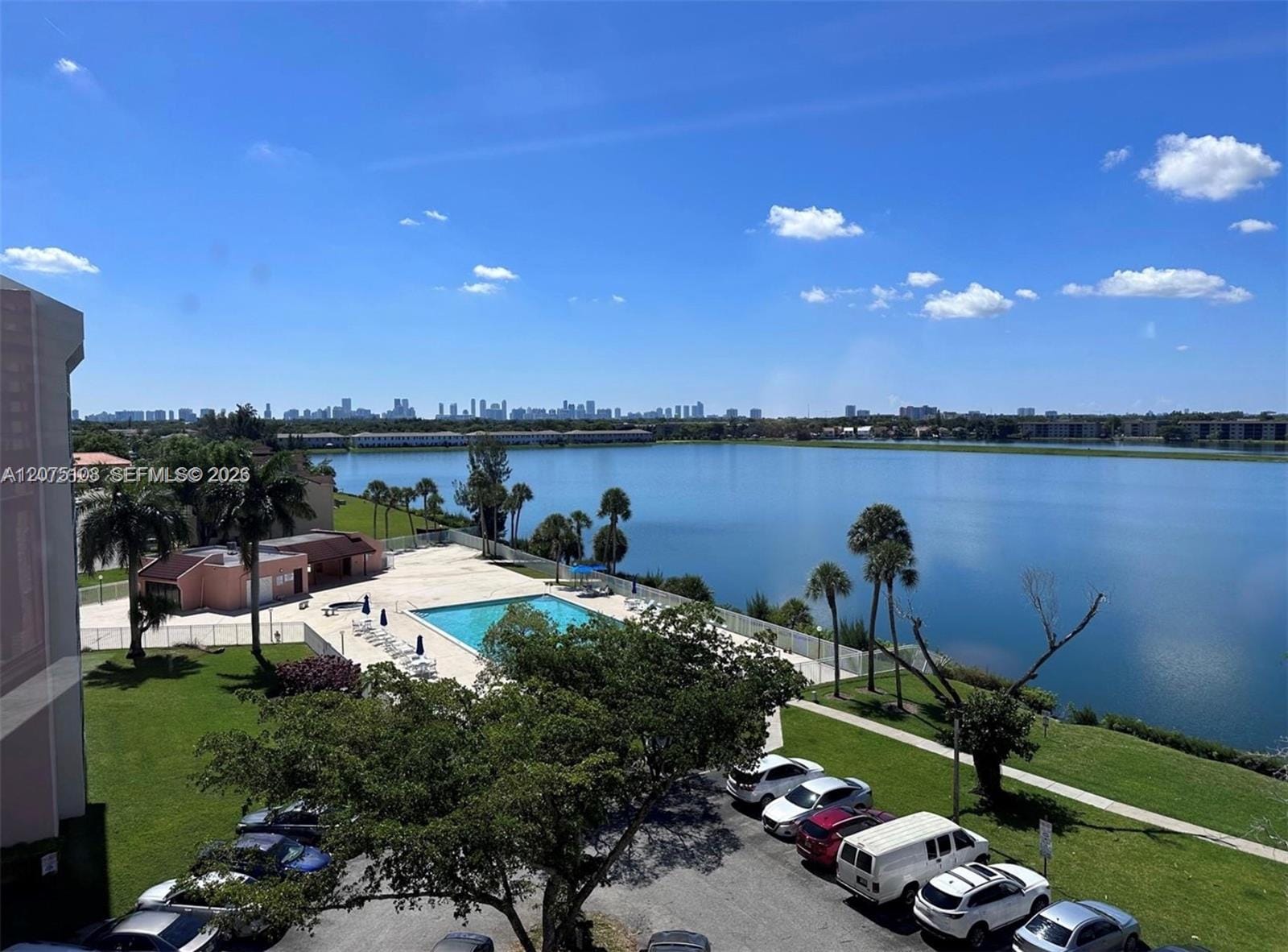 20850 San Simeon Way 603-5