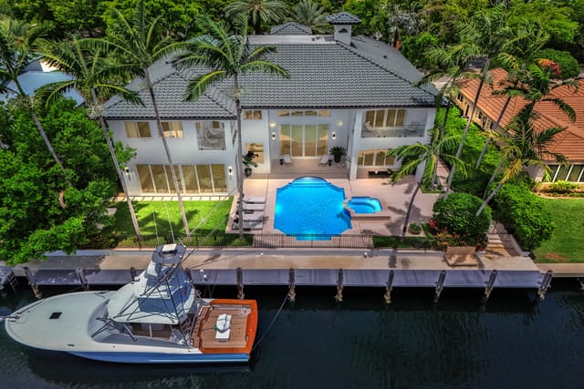 30 S COMPASS Drive, Bay Colony, Fort Lauderdale, FL