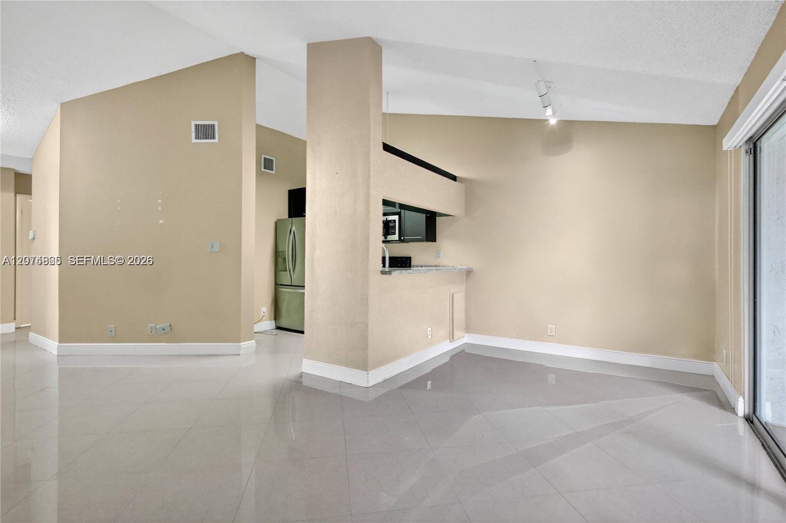 9407 SW 138th Place 9407, Miami, FL 33186
