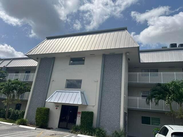 2960 RIVERSIDE Drive 318-2, Coral Springs, FL 33065