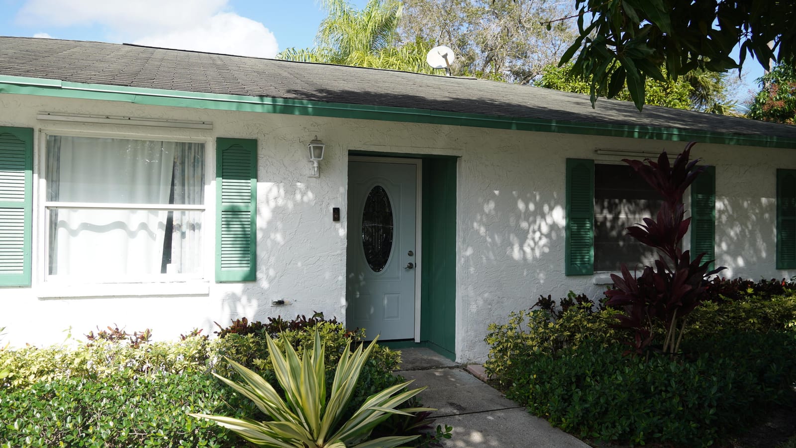 5805 BOSQUE Lane — photo 4