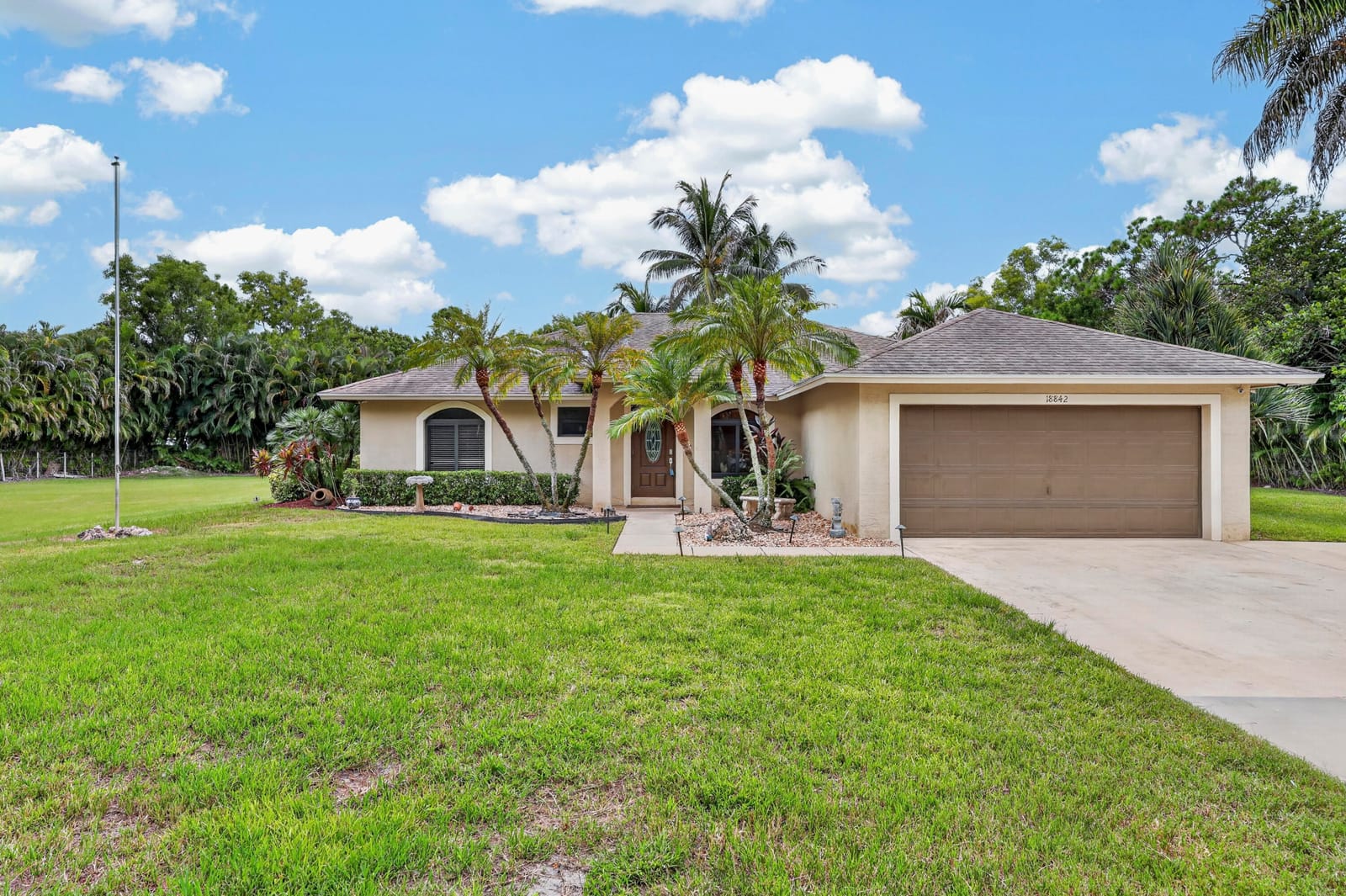 18842 91st Place N, Loxahatchee, FL 33470 photo 1
