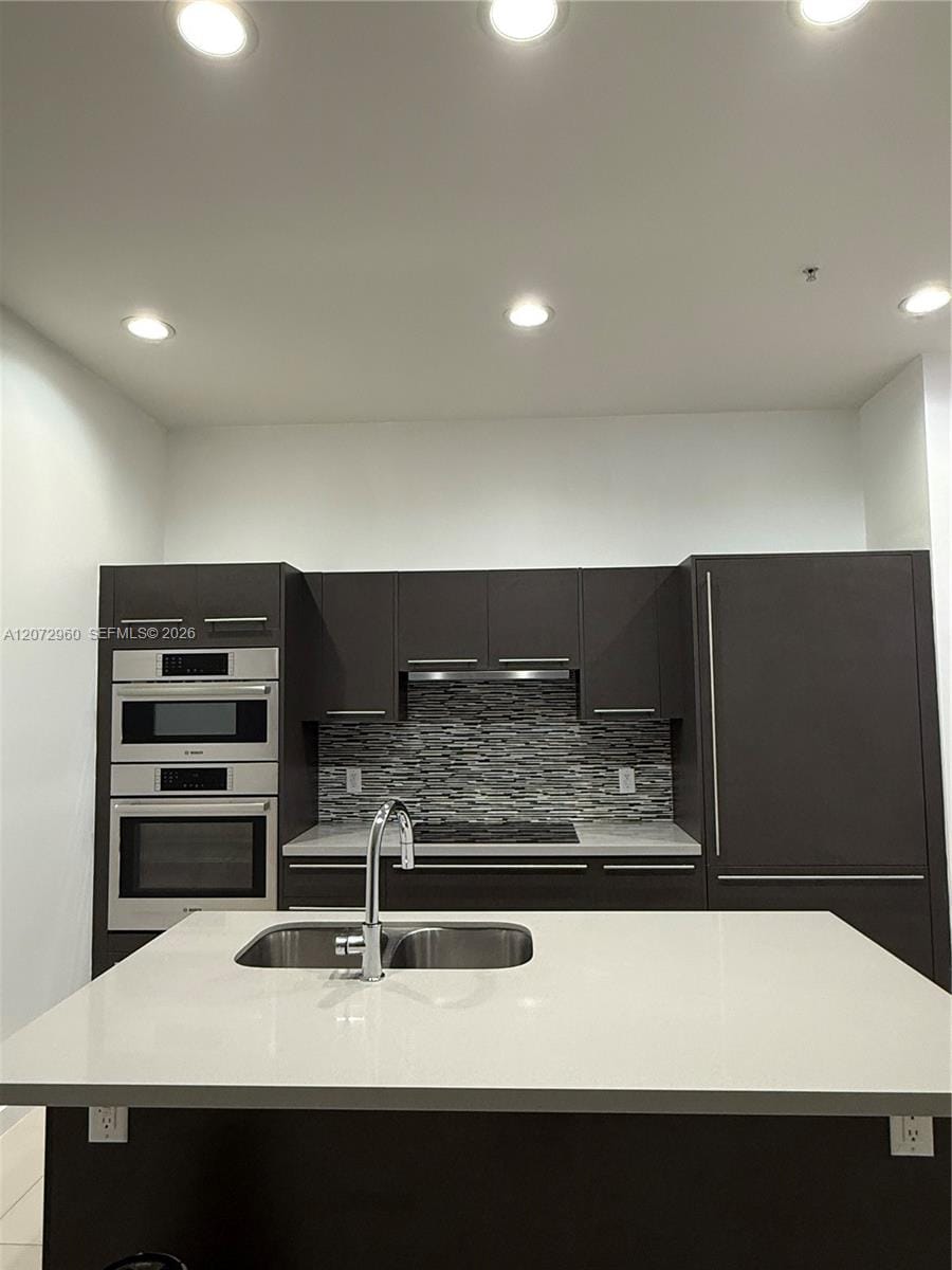 7661 NW 107th Avenue 813, Doral, FL 33178