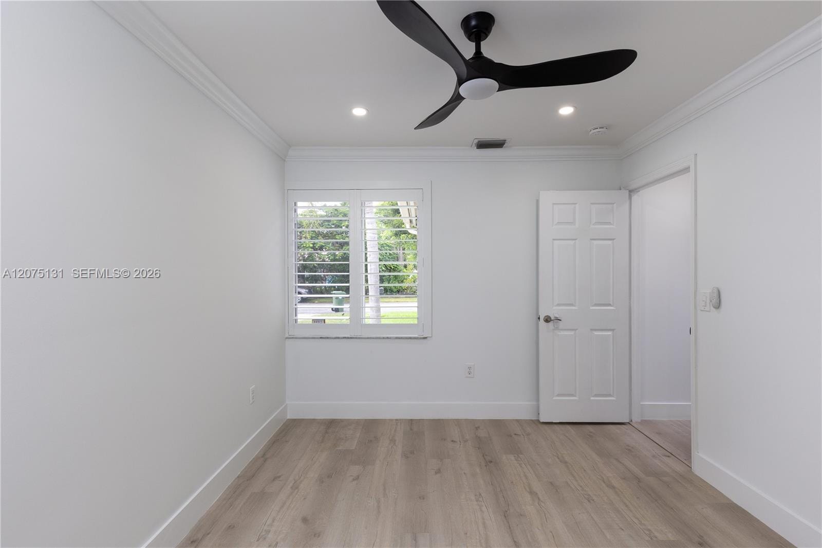 46 Gables Boulevard, Weston, FL 33326 photo 24