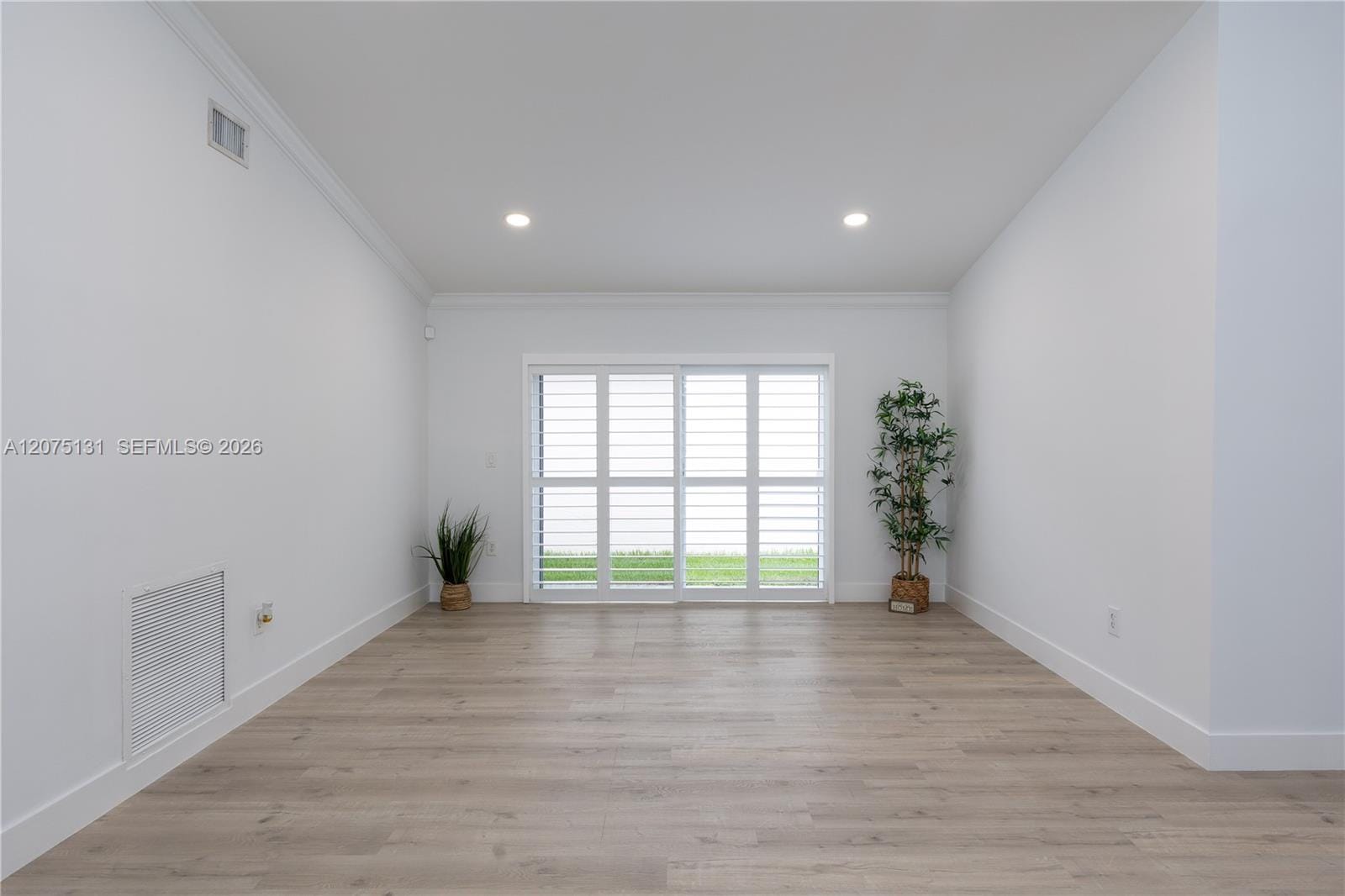 46 Gables Boulevard — photo 10