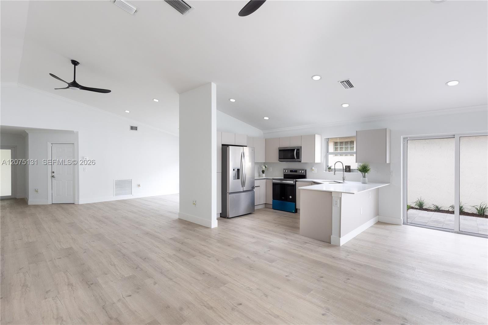 46 Gables Boulevard, Weston, FL 33326