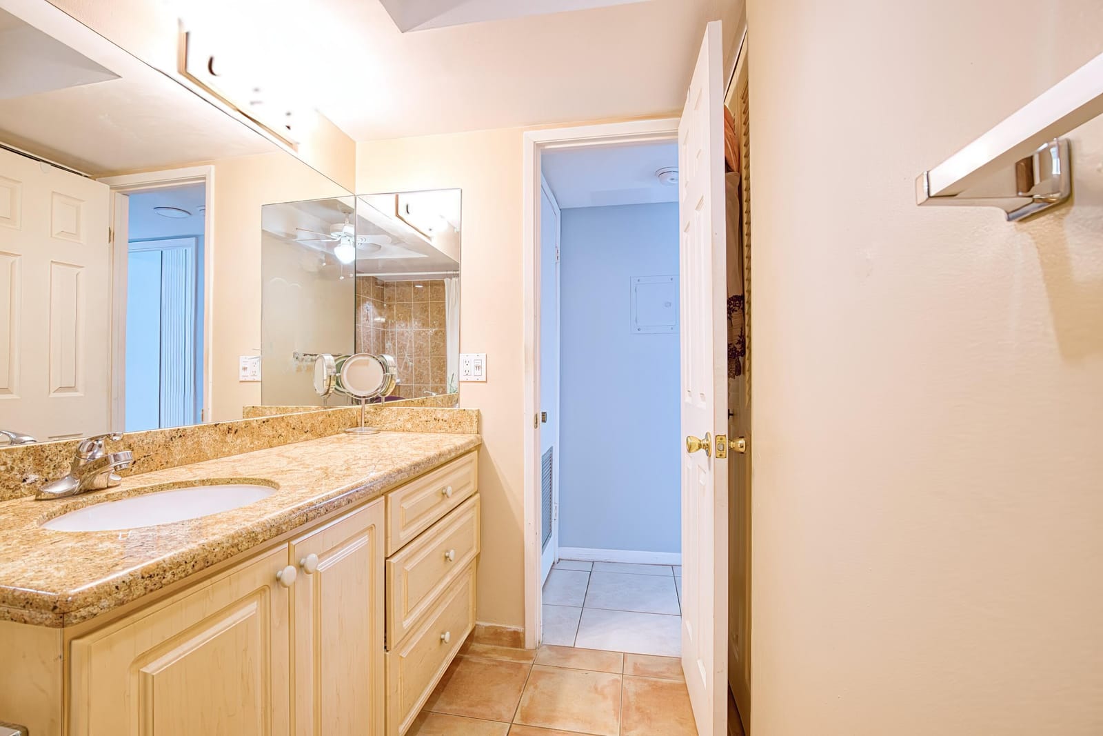111 Briny Avenue 27-12, Pompano Beach, FL 33062 photo 18