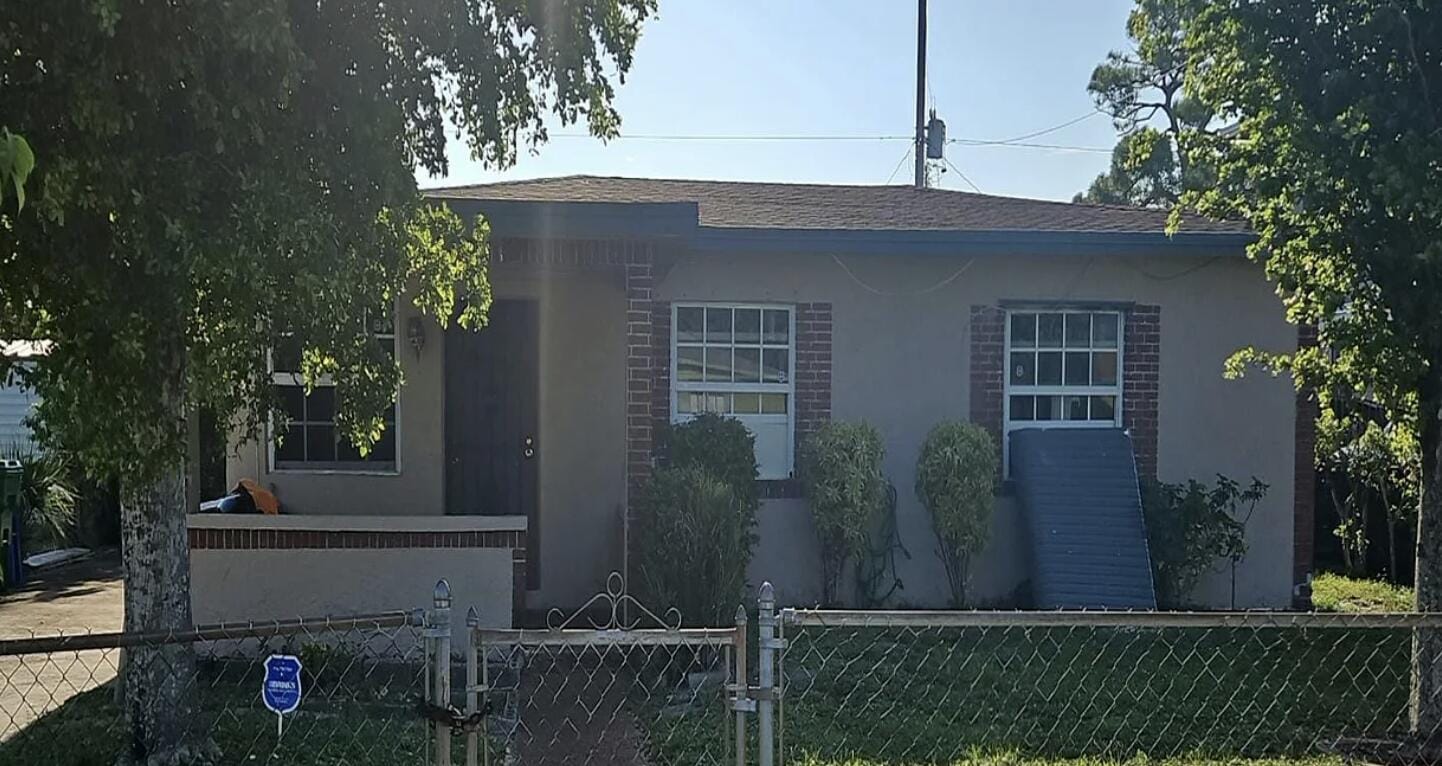 430 NW 30TH Avenue, Fort Lauderdale, FL 33311