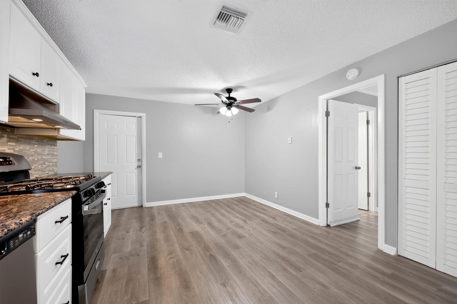 6198 ARCADE Court — photo 7