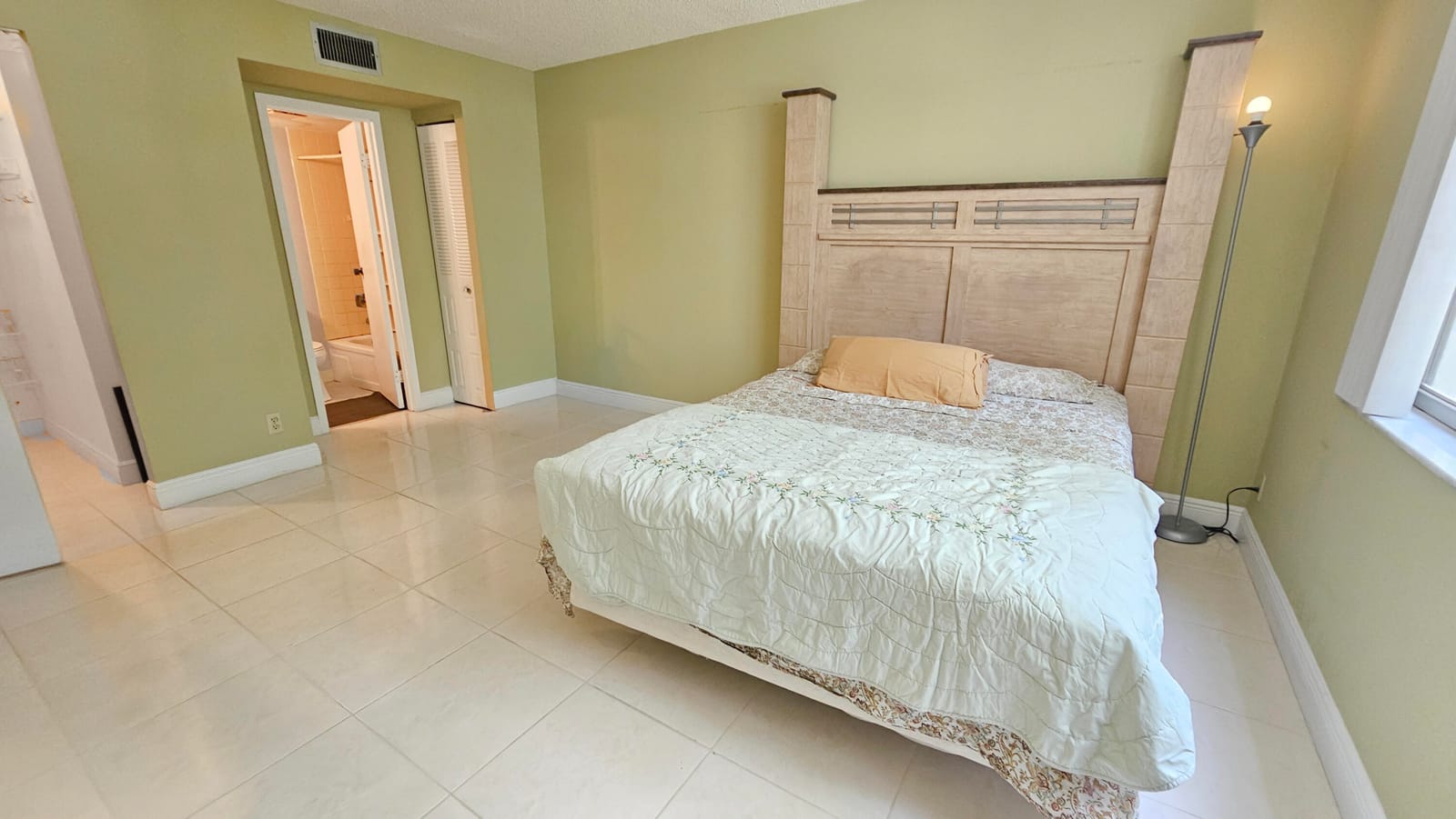 2650 NW 49th Avenue 318 — photo 11