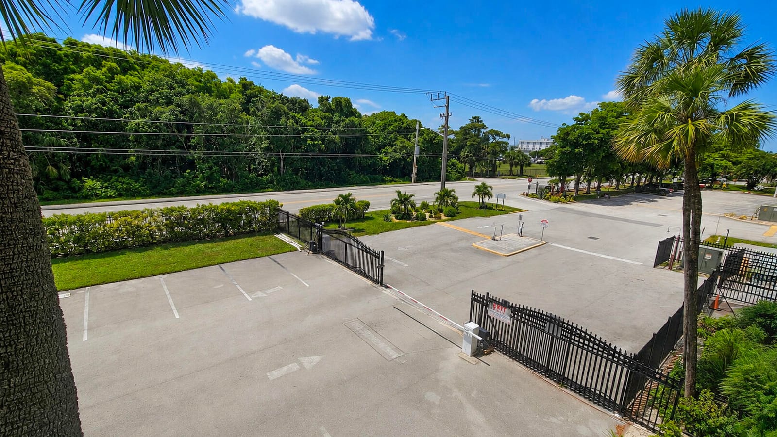 2650 NW 49th Avenue 318, Lauderdale Lakes, FL 33313 photo 16